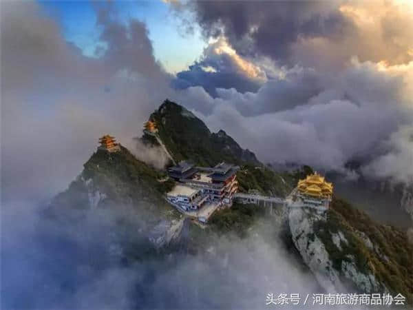 五一送惊喜！赏老君山美景，领老君山泉