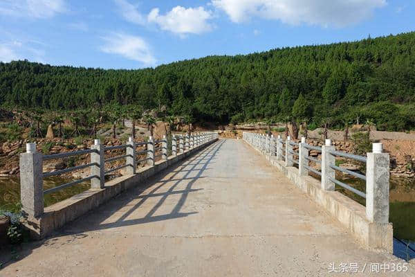 阆中有一个在开发中的旅游度假景区，正等你去发现！