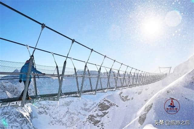 360度旋转欣赏雪山美景，世界上最牛的缆车，不一样的阿尔卑斯山