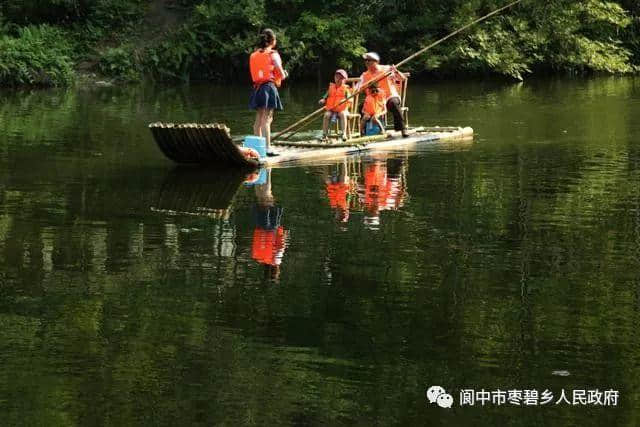 阆中枣碧乡乡村旅游吸引各地游人