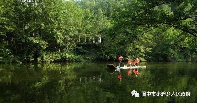 阆中枣碧乡乡村旅游吸引各地游人