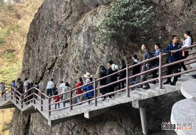 清明小长假，老君山景区迎来客流高峰！