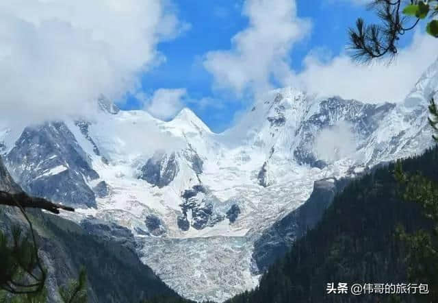 伟哥的旅行包推荐：成都到拉萨旅游线路，一派奇妙景色与虔诚信仰