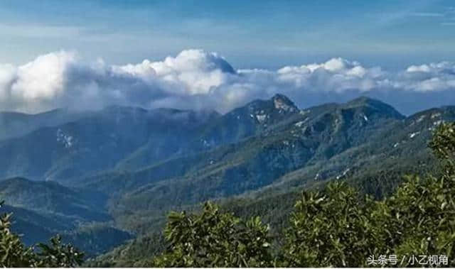 山东潍坊旅游景点：美丽的沂山风景区