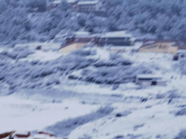 今天立夏第三天，金色大漠摄影团在郎木寺奇遇大雪，极美