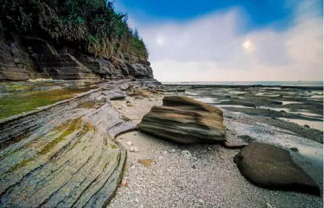 广西涠洲岛，暑假旅游好去处，国内旅游去广西涠洲岛看3景点