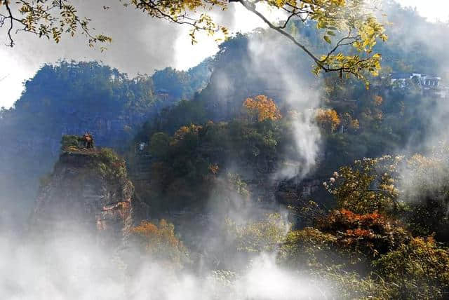 安徽黄山市休宁齐云山的自我介绍：天下无双胜境，江南第一名山