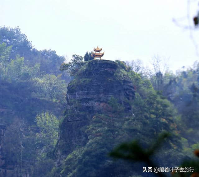 徒步楼上楼景区领略齐云山鲜有人知的神秘古道