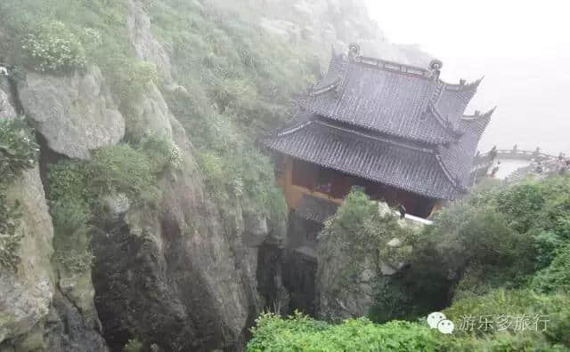 普陀山祈福攻略——各大寺庙供奉菩萨大全，求姻缘？求子？统统有