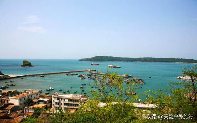 春节涠洲岛游玩，踩着沙滩迎着海风，看最美的海岛风情