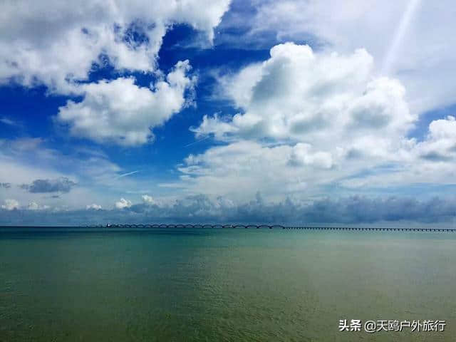 春节涠洲岛游玩，踩着沙滩迎着海风，看最美的海岛风情