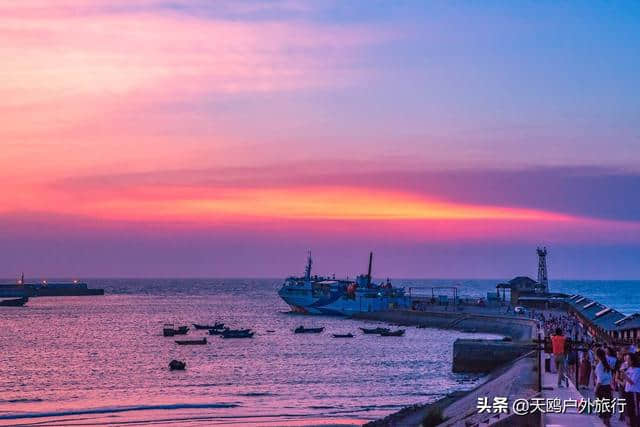 春节涠洲岛游玩，踩着沙滩迎着海风，看最美的海岛风情