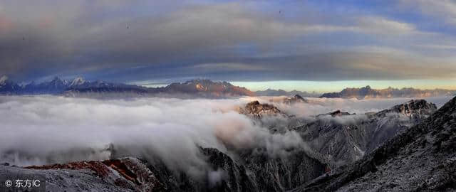 探秘瓦屋山美景秘密，感受南非“桌山”的美景