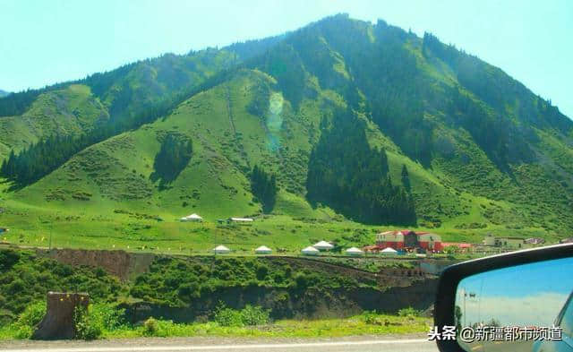 乌鲁木齐市，新疆旅游最好玩的城市，这两处地方不容错过