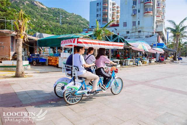 吃不完的海鲜和百米深蓝大海，和妹子外伶仃岛游记