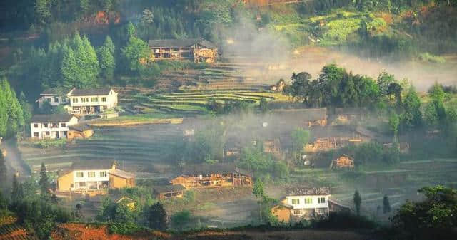 苦等六年！景色不输南非的瓦屋山终于要全面开放啦~