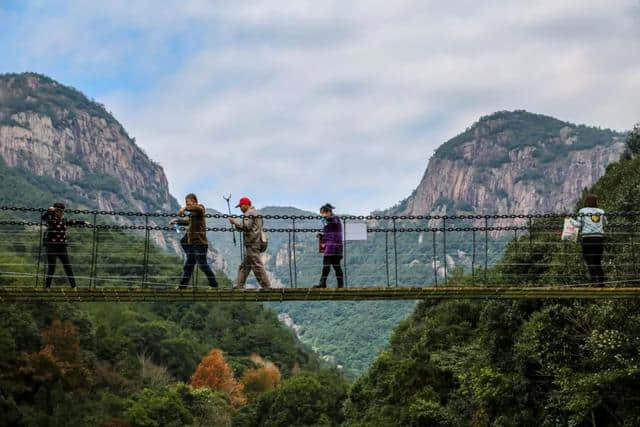 福利贴！！！5.19中国旅游日门票半价，畅玩九龙谷~