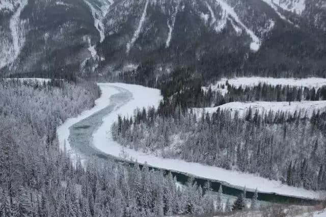 攻略指南｜这个冬季走进喀纳斯，享受西北的最美雪乡！