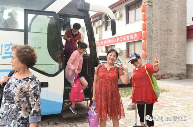 乘“环西部火车游”列车，赏崆峒山美景｜天水人捷足先登