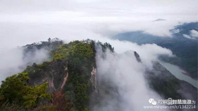 「旅游」崆峒山：仙山作舟云似海（高清崆峒秋色图）