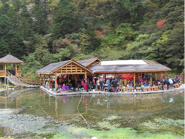 全域旅游·每日一景——康定情歌（木格措）