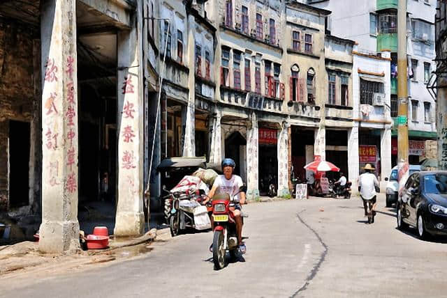 让中国广东人感到骄傲的景区，赤坎古镇欢迎你，位于开平市