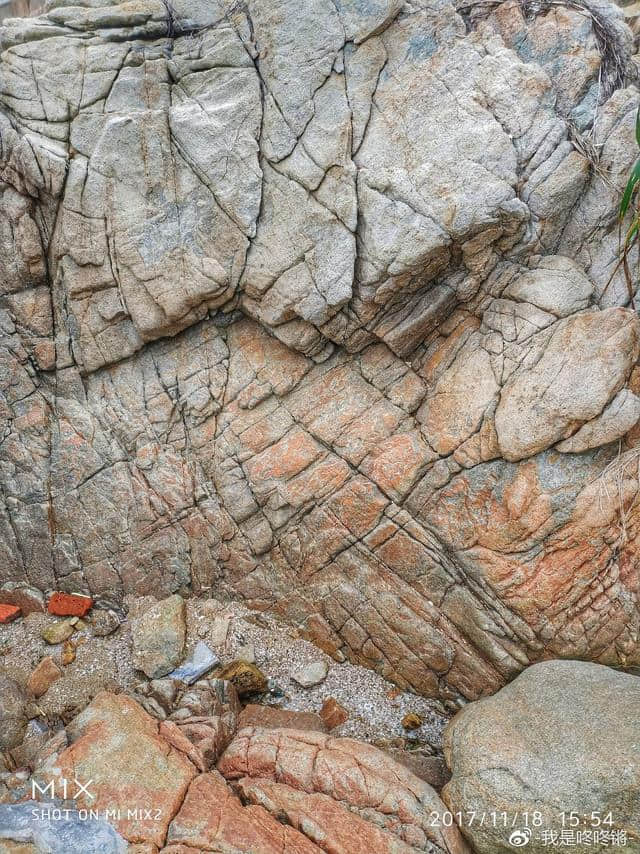 深圳大梅沙不只有大海和沙滩！它还是购物天堂和街拍圣地！