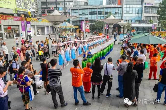 “状元”与美女助兴旅游推介会，荟萃千年厚重文化尽现开州味儿