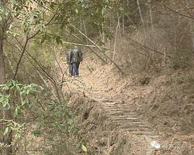 徒步八盆岭古道 探访历史的痕迹